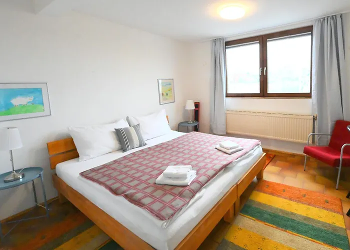 Charming Attic Near Messe And Center Apartamento Viena