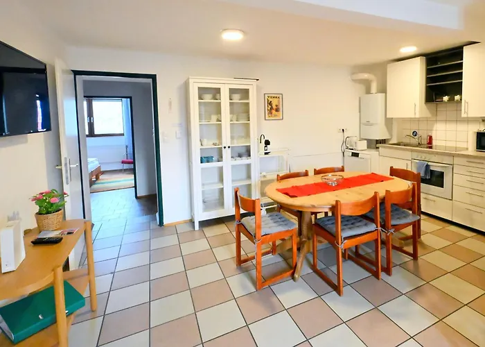 Apartamento Charming Attic Near Messe And Center *